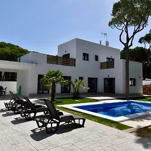  Villa Corvina